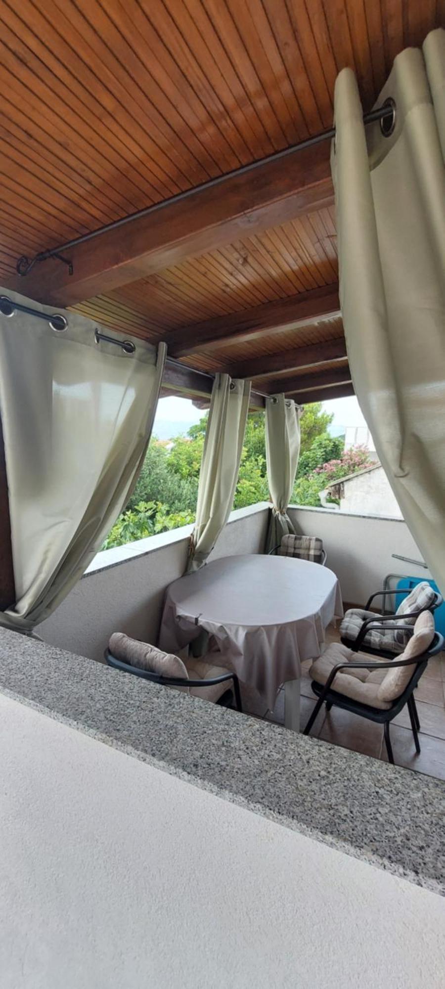 Jelena Apartament Vir